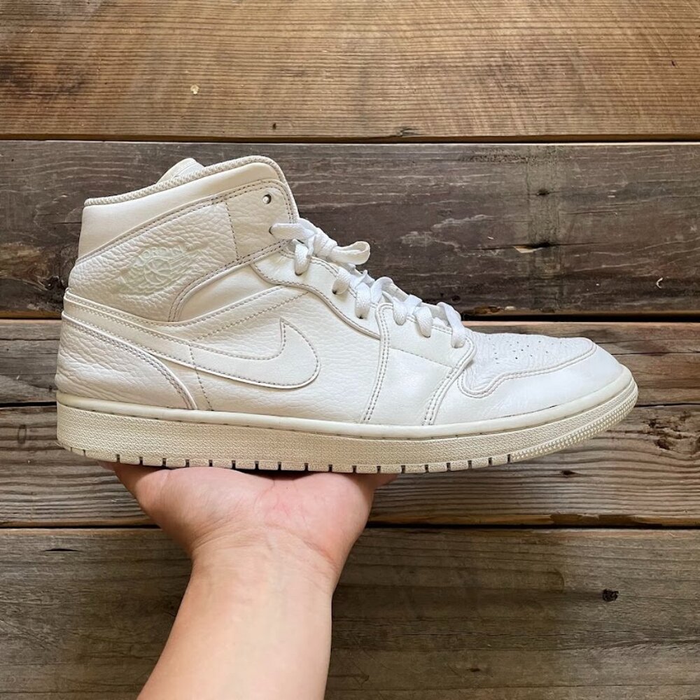 Men Nike Air Jordan 1 Mid Triple White Basketball Shoes Sneakers